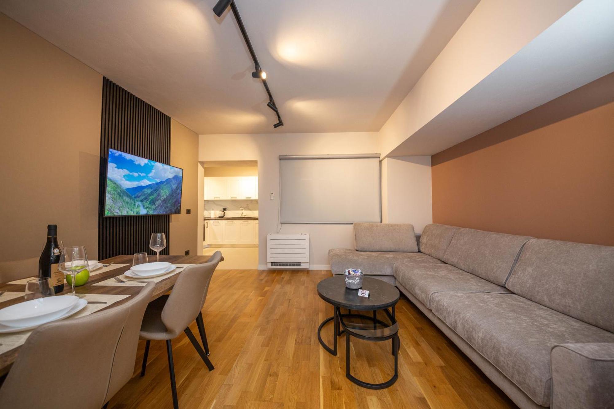 Blloku Unique Apartments 2 Tiran Dış mekan fotoğraf